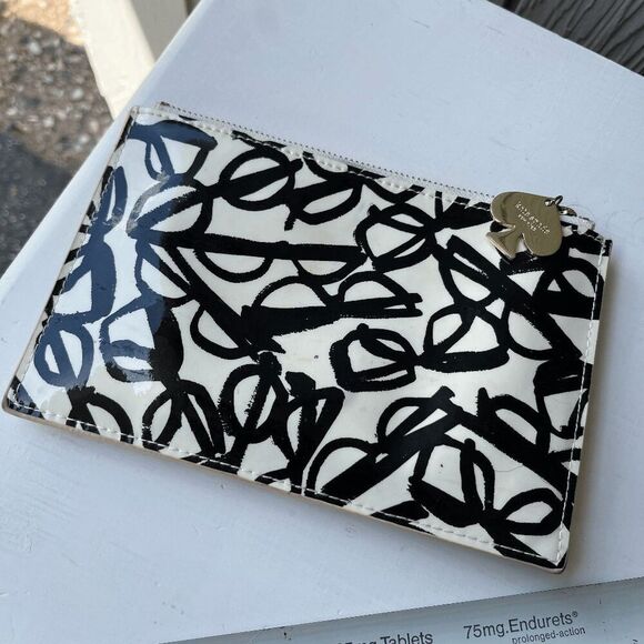 Kate Spade Eyeglass Print Zip Pouch Clutch Patent Leather Look 8.5"x5.25" - Picture 6 of 11